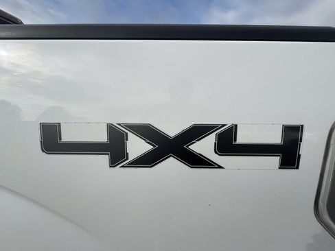 Used 2011 Ford F150 XLT w/ XLT Chrome Pkg image 24