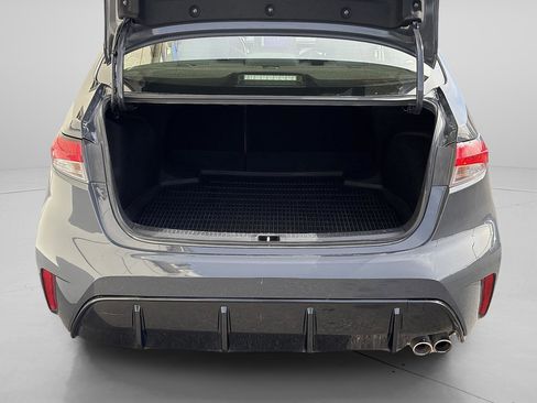 Used 2025 Toyota Corolla SE w/ Convenience Package image 6