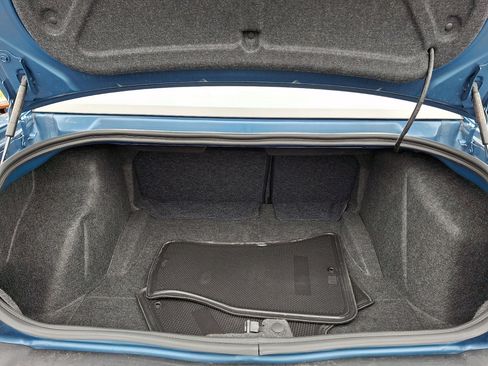 Used 2023 Dodge Challenger SXT w/ Blacktop Package image 14