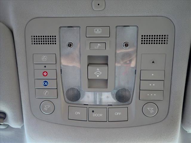 Used 2005 Acura RL AWD/4WD image 19