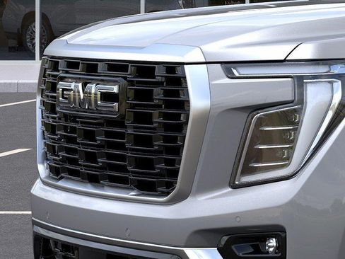New 2026 GMC Yukon XL Denali w/ Denali Reserve Package AWD/4WD image 13