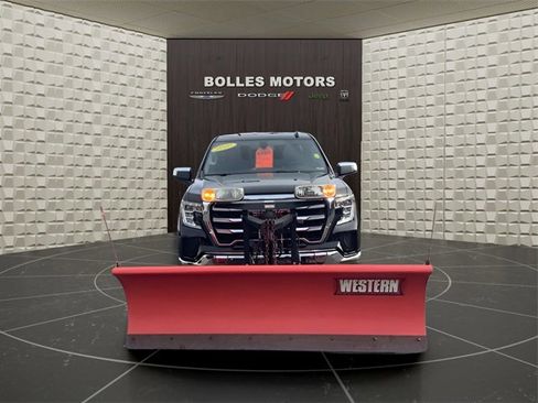 Used 2020 GMC Sierra 1500 SLE w/ SLE Value Package image 3