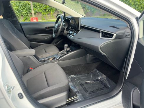 Certified 2025 Toyota Corolla LE w/ LE Premium Package AWD/4WD image 28