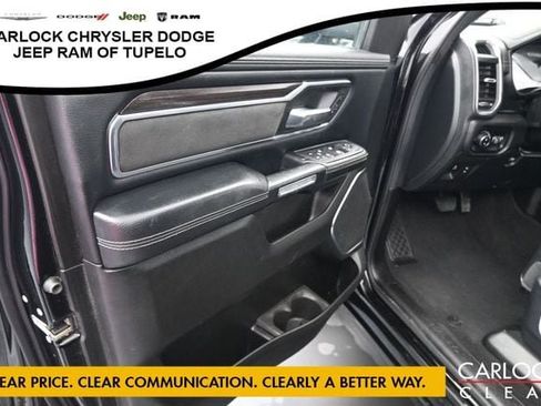 Used 2025 RAM 1500 Laramie AWD/4WD image 13