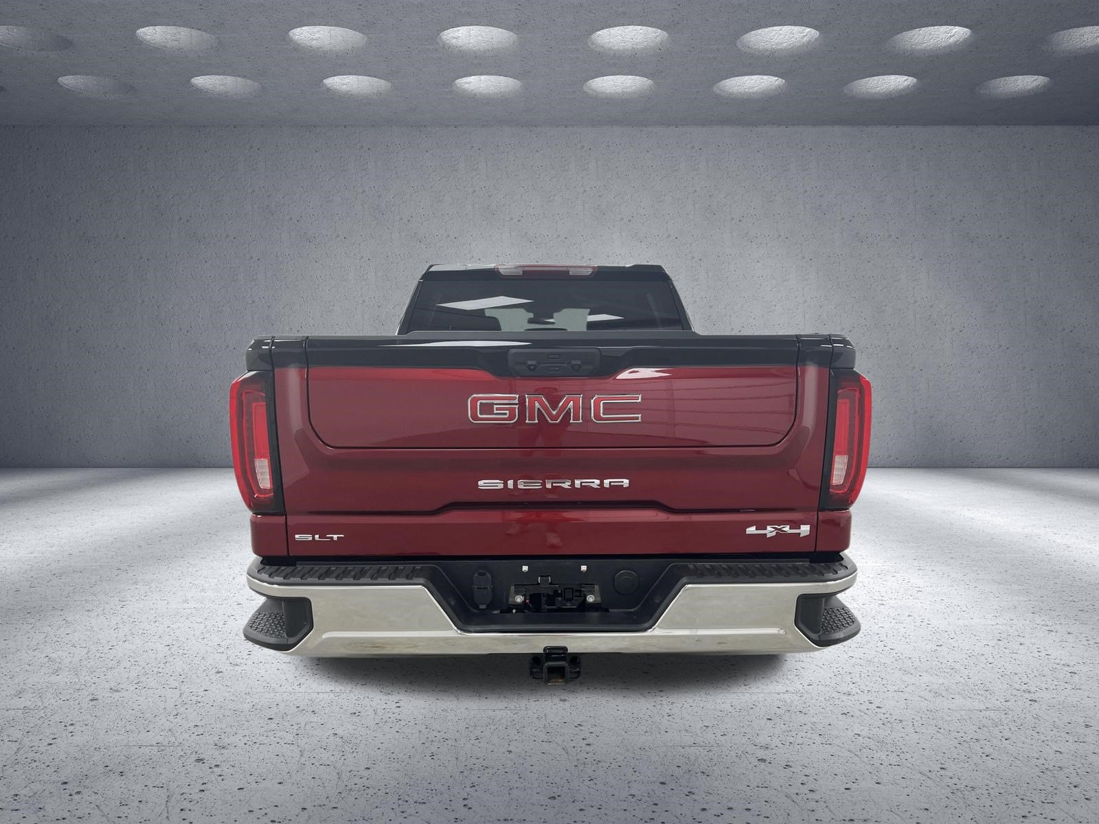 Used 2026 GMC Sierra 1500 SLT AWD/4WD image 4