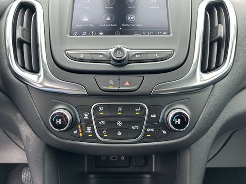 Used 2024 Chevrolet Equinox LT image 19