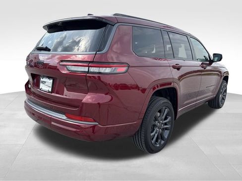 New 2026 Jeep Grand Cherokee L Limited AWD/4WD image 4