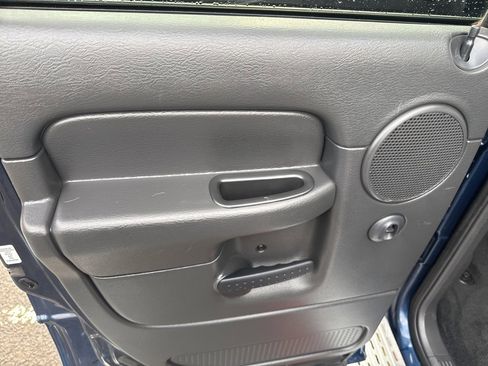 Used 2005 Dodge Ram 2500 Truck SLT w/ Trailer Tow Group image 21