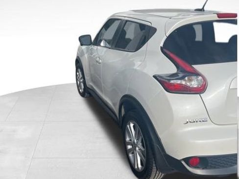Used 2015 Nissan Juke SV w/ Technology Package image 13