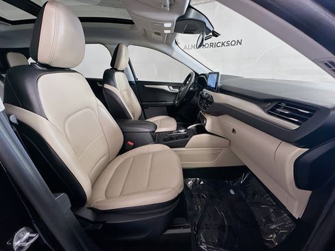 Used 2022 Ford Escape SEL image 28