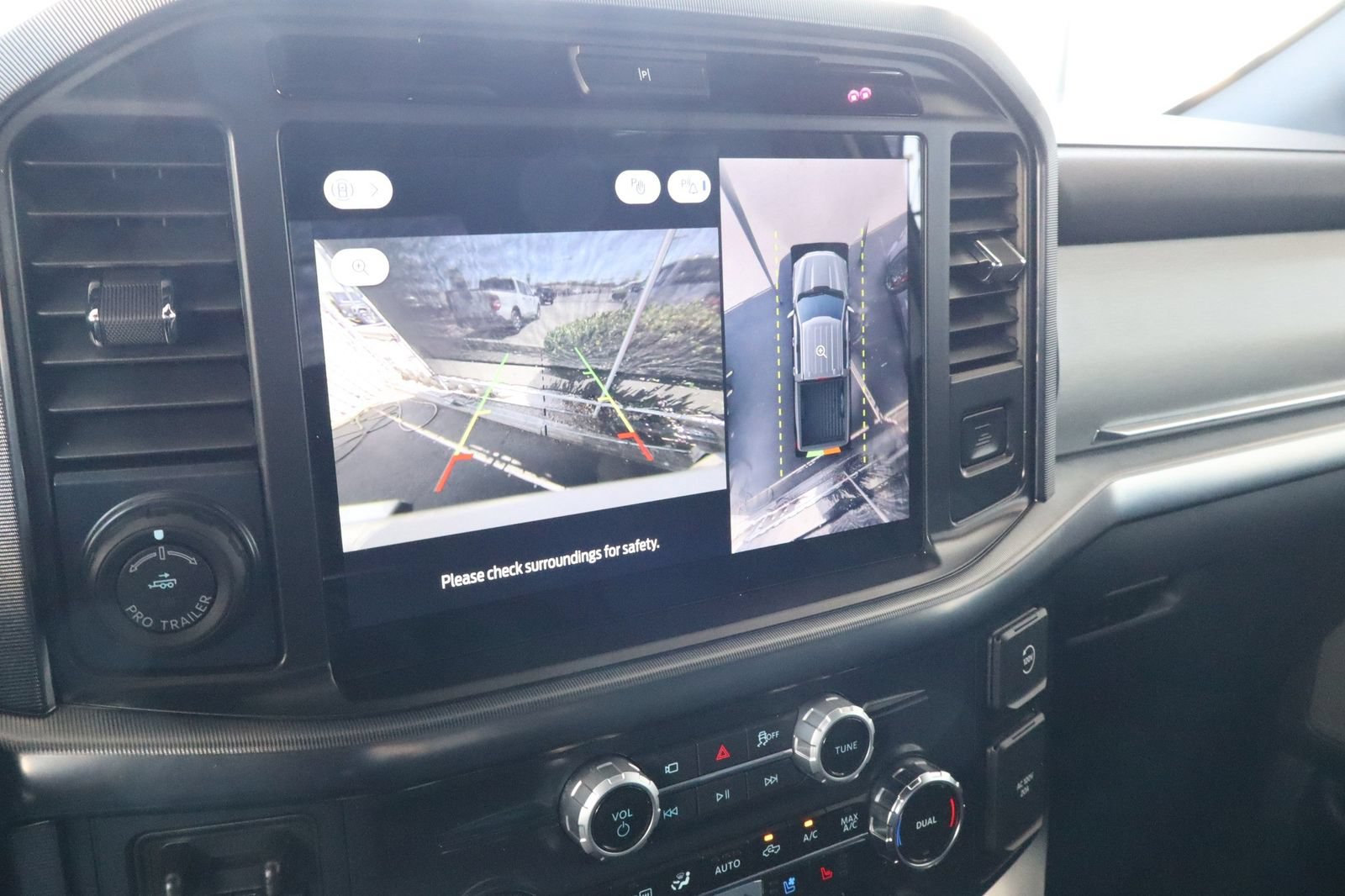Used 2025 Ford F150 Platinum AWD/4WD image 27