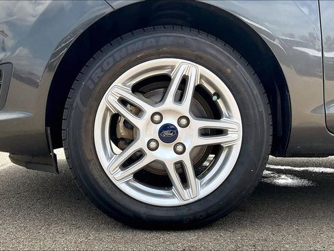 Used 2019 Ford Fiesta SE image 8