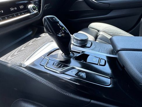 Used 2023 BMW 530e w/ M Sport Package RWD image 32