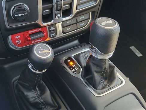 New 2026 Jeep Wrangler Unlimited Rubicon AWD/4WD image 26