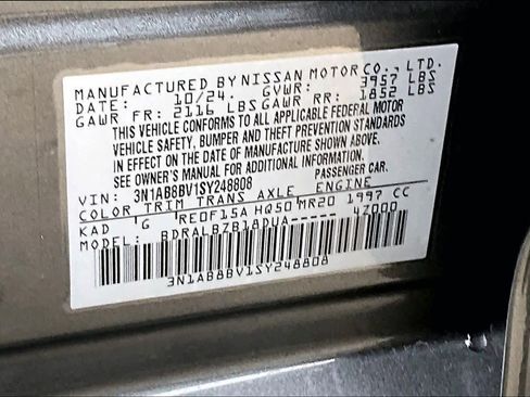 Certified 2025 Nissan Sentra S image 32