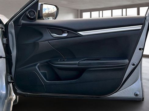 Used 2019 Honda Civic Sport image 24