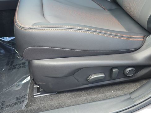 New 2025 Subaru Crosstrek 2.5i Limited w/ Popular Package #3A image 19