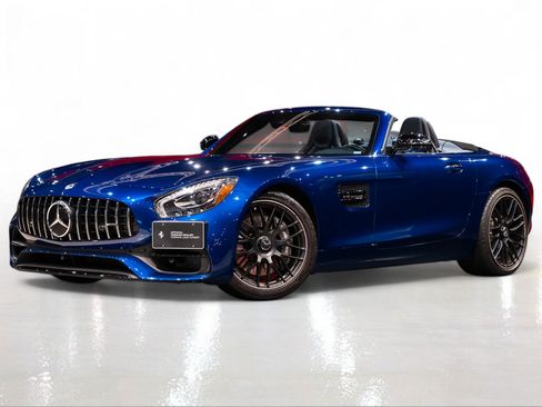 Used 2019 Mercedes-Benz AMG GT Roadster image 1