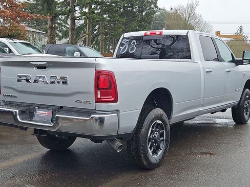 New 2026 RAM 2500 Laramie AWD/4WD image 7