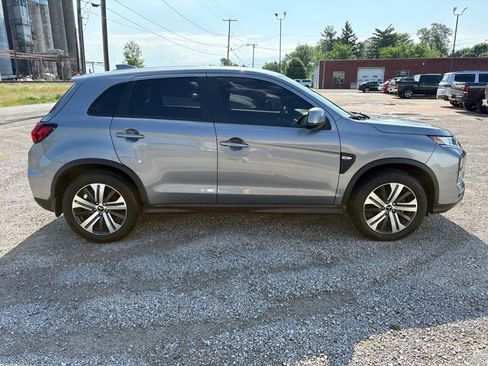 Used 2024 Mitsubishi Outlander Sport AWD image 2