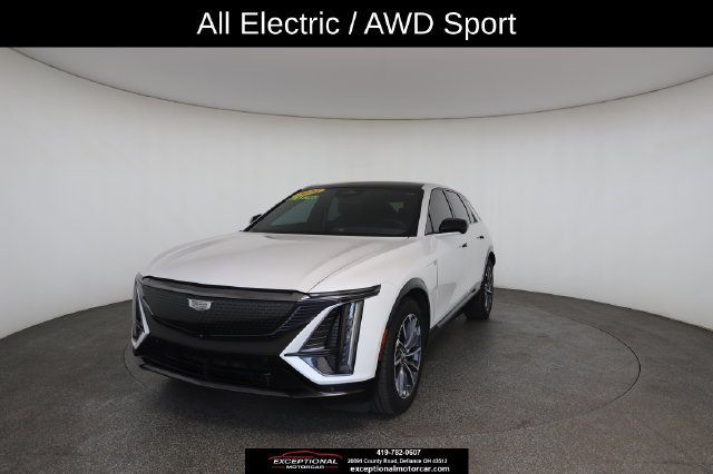 Used 2024 Cadillac Lyriq Sport w/ LPO, Floor Liner Package AWD/4WD image 1