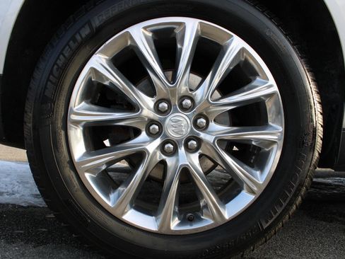 Used 2018 Buick Enclave Premium w/ Experience Buick Package image 23