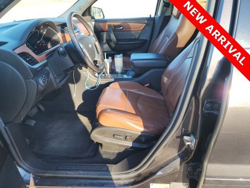 Used 2015 Chevrolet Traverse LT image 13