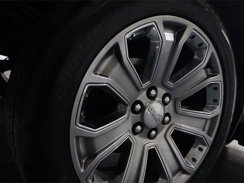 Used 2018 GMC Sierra 1500 Denali w/ Denali Ultimate Package image 47