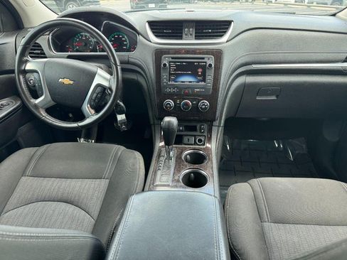 Used 2016 Chevrolet Traverse LT FWD image 11