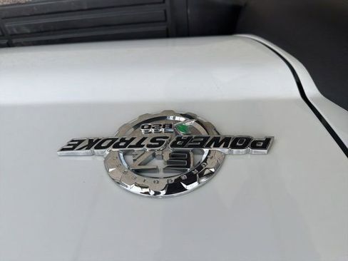Used 2014 Ford F550 4x4 Regular Cab Super Duty image 7