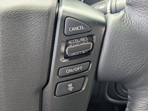 Used 2024 Nissan Frontier SV w/ SV Convenience Package RWD image 24