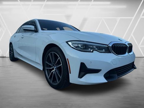 Used 2020 BMW 330i xDrive Sedan w/ Convenience Package AWD/4WD image 2