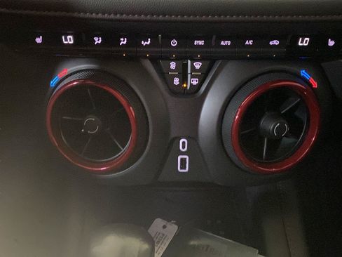 Used 2022 Chevrolet Blazer RS FWD image 7