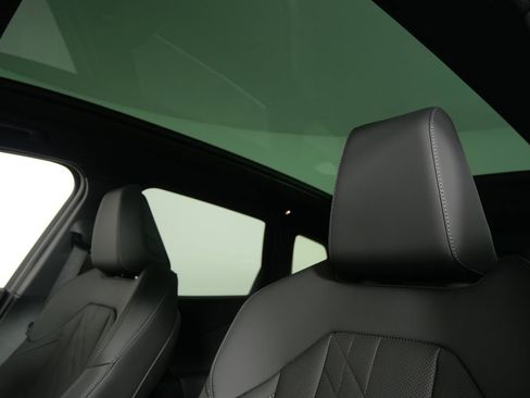 Certified 2025 BMW X3 xDrive30i w/ Convenience Package image 11