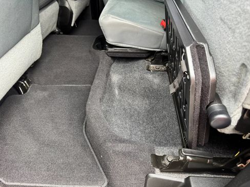 Used 2020 RAM 1500 Warlock w/ Electronics Group AWD/4WD image 39