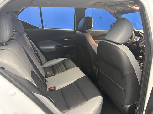 Used 2024 Nissan Kicks SR w/ SR Premium Package image 23