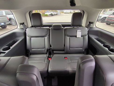 New 2025 Ford Expedition Active image 16