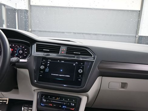 Used 2023 Volkswagen Tiguan SEL R-Line image 51