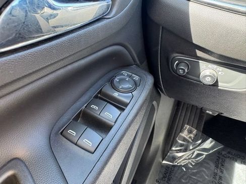 Used 2022 Chevrolet Equinox LT AWD/4WD image 29