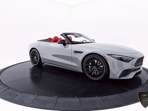 Used 2025 Mercedes-Benz SL 43 AMG w/ Driver Assistance Package image 27