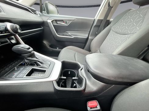 Used 2023 Toyota RAV4 XLE w/ Convenience Package FWD image 27