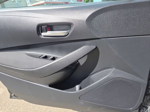 Used 2026 Toyota Corolla SE w/ Carpet Mat Package (TMS) FWD image 14