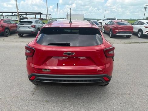 New 2026 Chevrolet Trax RS w/ Driver Confidence Package FWD image 5