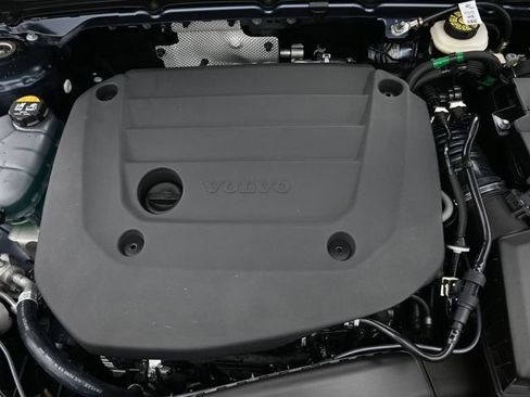 New 2026 Volvo XC40 B5 Ultra w/ Protection Package Premier image 35