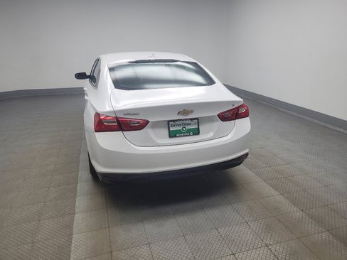 Used 2023 Chevrolet Malibu LT FWD image 6