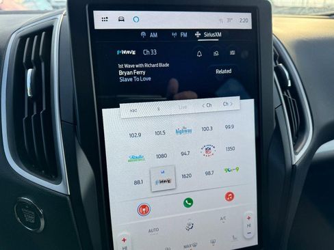 Used 2024 Ford Edge SEL w/ Convenience Package image 18