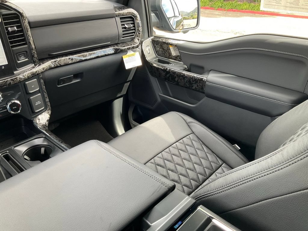 New 2025 Ford F150 XLT w/ Equipment Group 302A MID AWD/4WD image 39