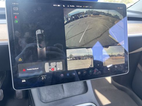 Used 2021 Tesla Model Y Long Range image 7