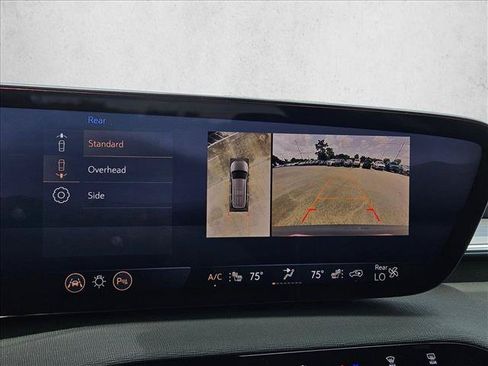 Used 2025 Buick Enclave Preferred FWD image 14