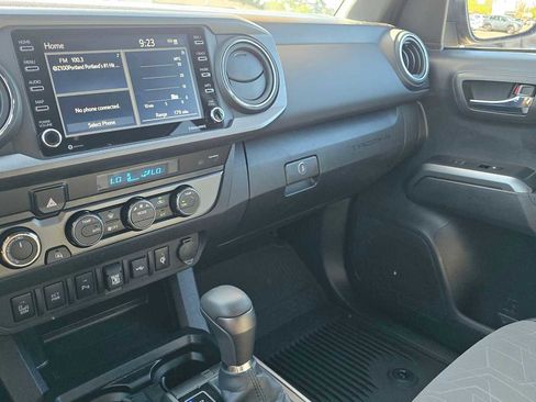Certified 2023 Toyota Tacoma TRD Off-Road w/ Technology Package AWD/4WD image 33